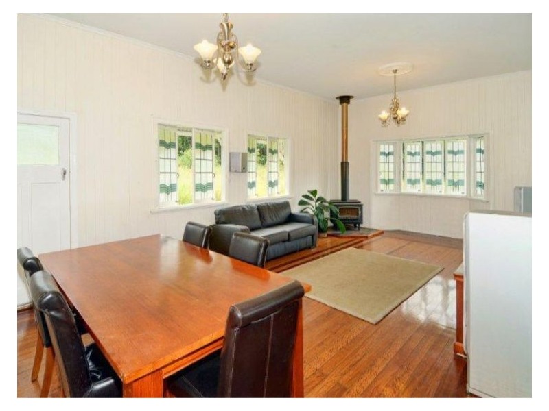 21 Sara Place, Ilkley QLD 4554