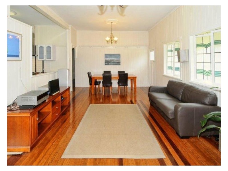 21 Sara Place, Ilkley QLD 4554