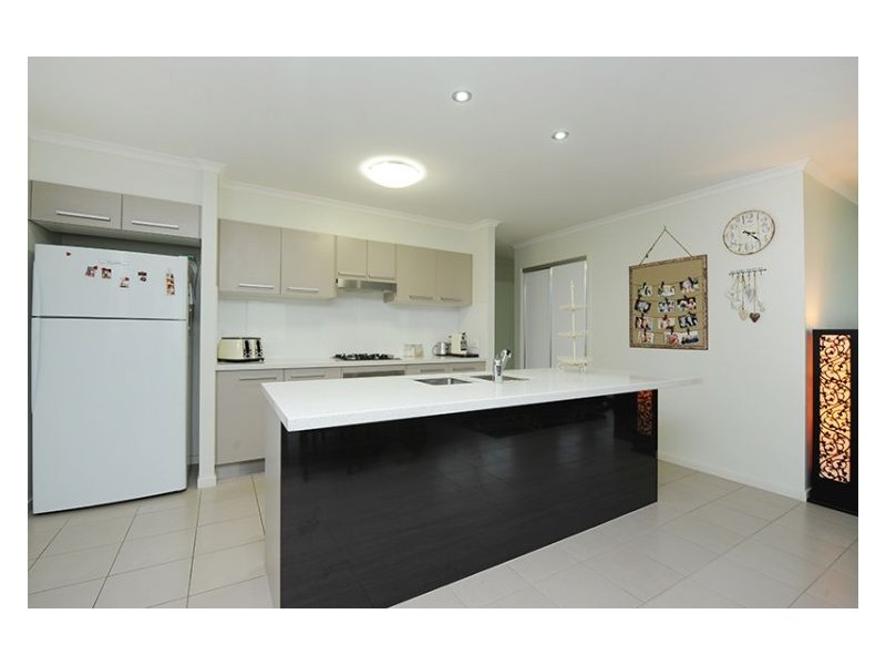 77 Creekside Drive, Sippy Downs QLD 4556