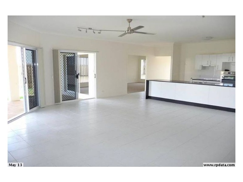 6 Presentation Boulevard, Nambour QLD 4560