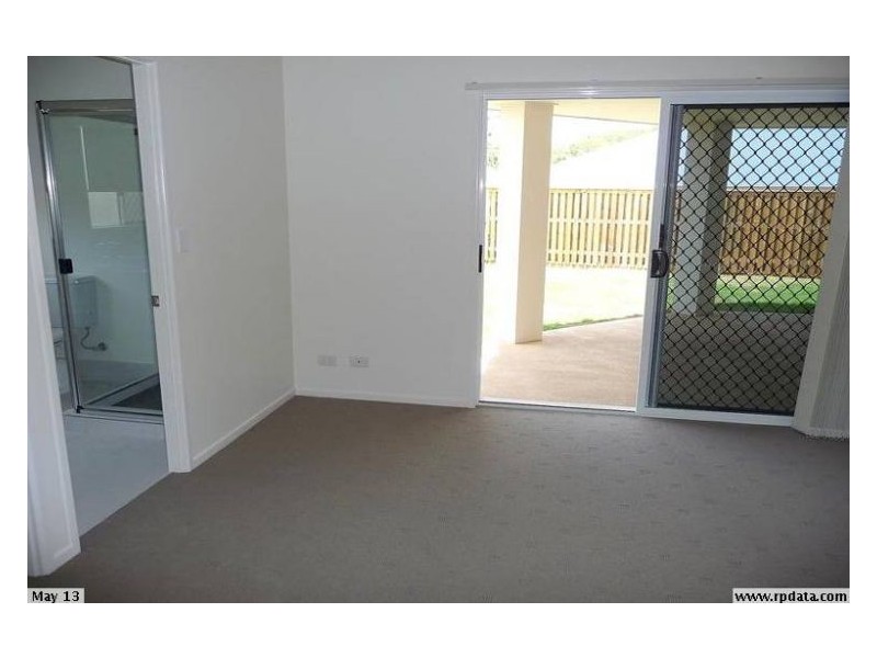 6 Presentation Boulevard, Nambour QLD 4560