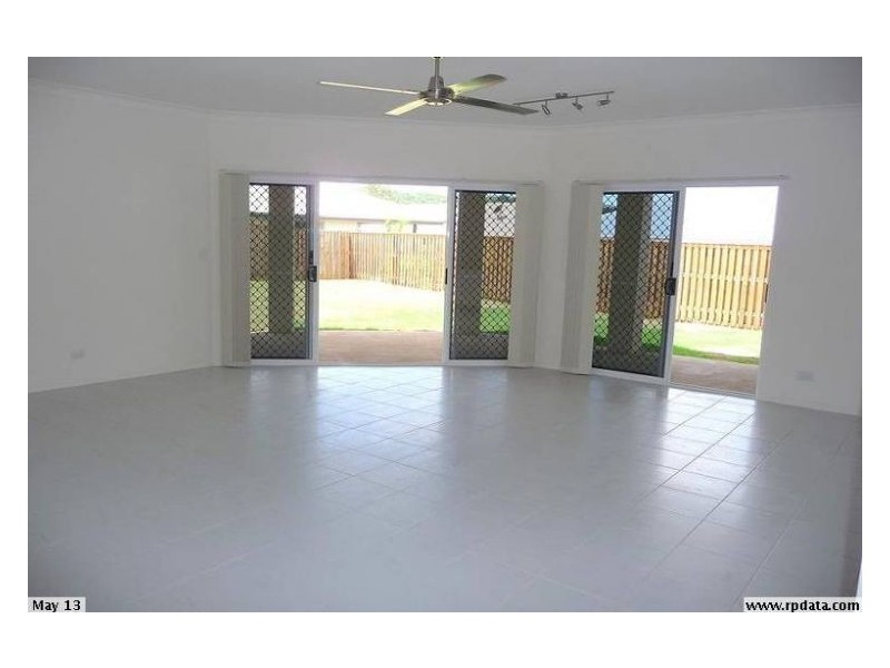 6 Presentation Boulevard, Nambour QLD 4560