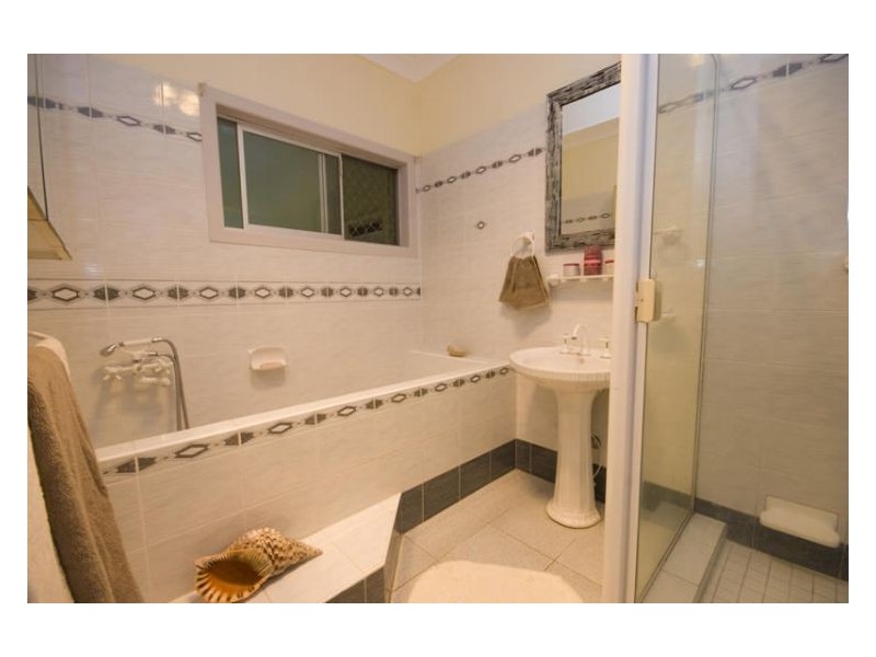 11 Mundoo Street, Coes Creek QLD 4560