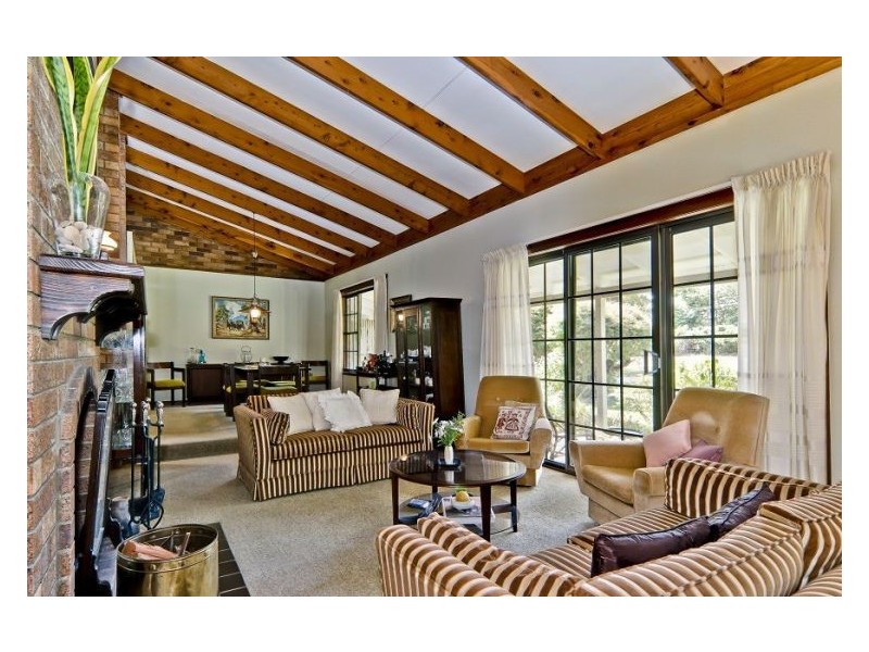 4 Thrushs Road, Dulong QLD 4560