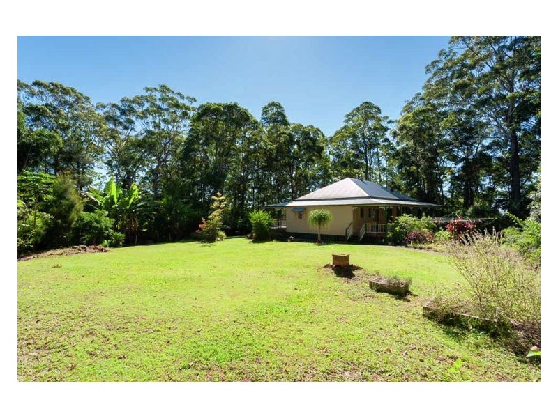 1 Elaine Close, Kureelpa QLD 4560