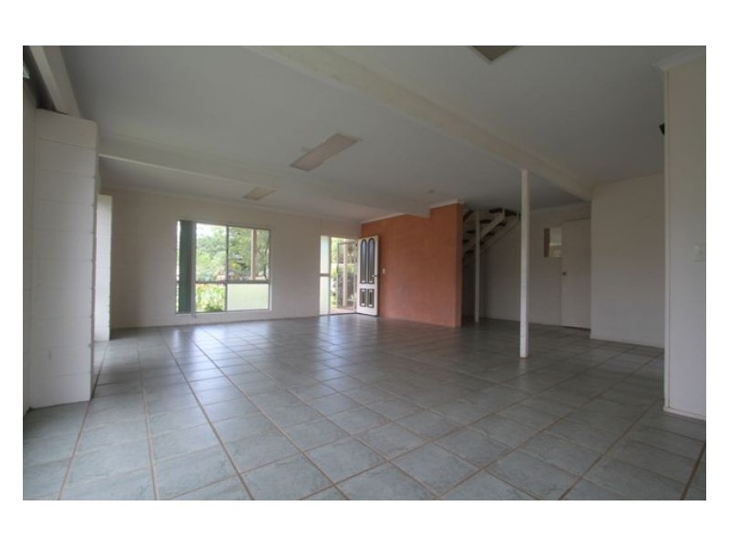 21 Pease Blossom Street, Coes Creek QLD 4560