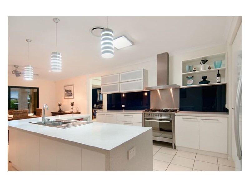 37 Yellow Cedar Place, Palmwoods QLD 4555