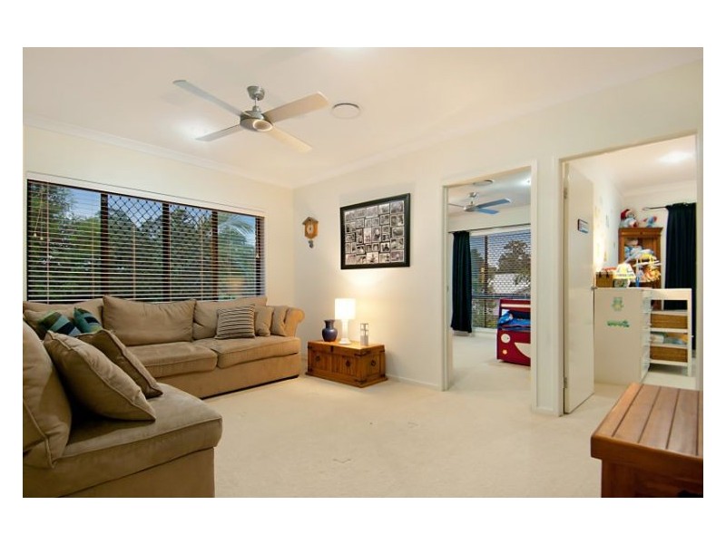 37 Yellow Cedar Place, Palmwoods QLD 4555