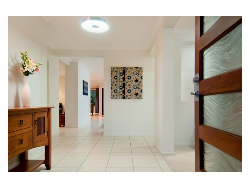 37 Yellow Cedar Place, Palmwoods QLD 4555