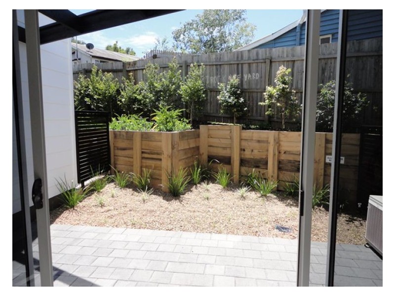 2/21-23 Webster Road, Nambour QLD 4560