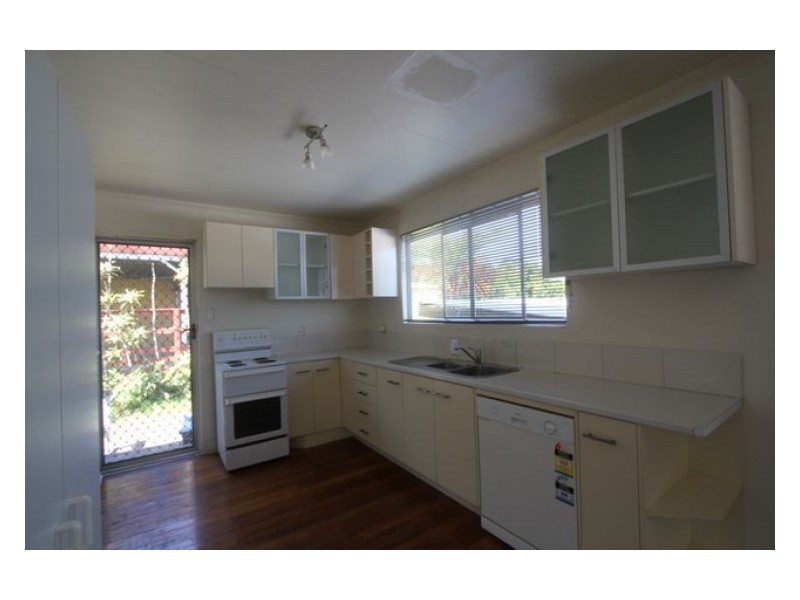 18 Girraween Drive, Nambour QLD 4560