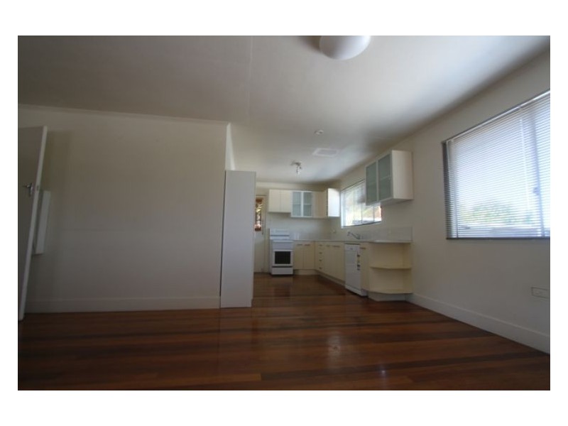 18 Girraween Drive, Nambour QLD 4560