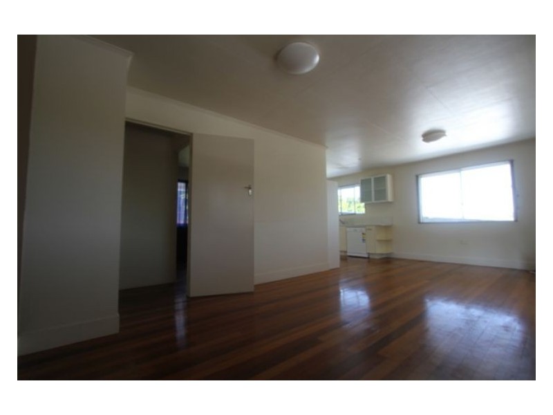 18 Girraween Drive, Nambour QLD 4560