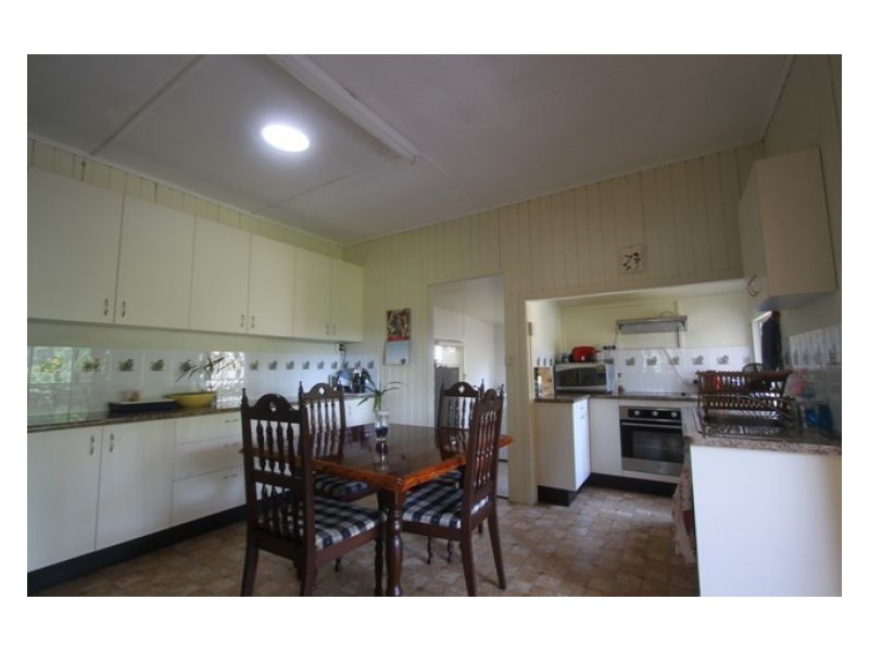 112 Coes Creek Road, Burnside QLD 4560