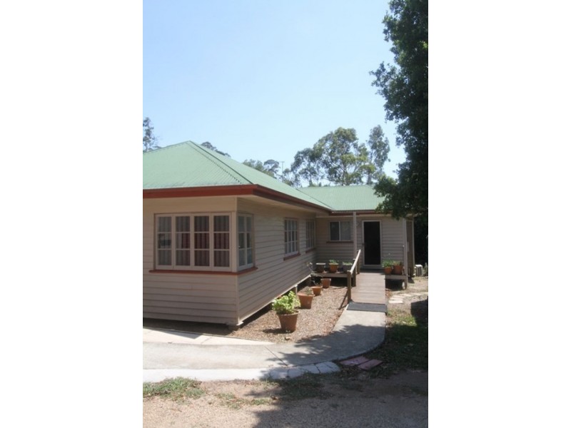 112 Coes Creek Road, Burnside QLD 4560