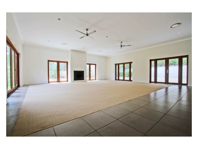 205 Upper Rosemount Road, Rosemount QLD 4560