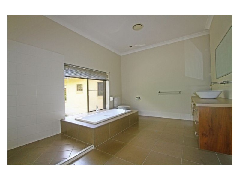 205 Upper Rosemount Road, Rosemount QLD 4560