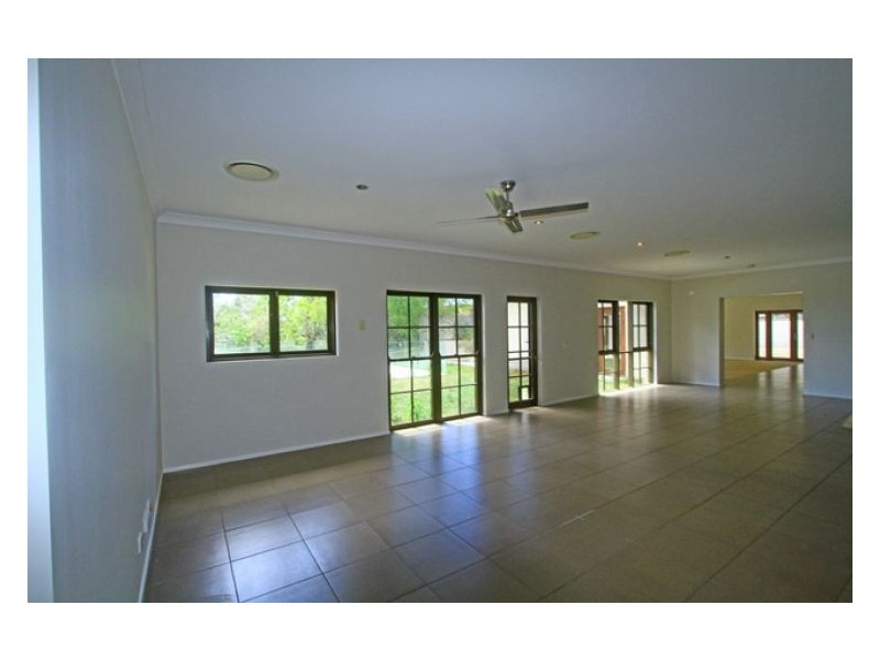 205 Upper Rosemount Road, Rosemount QLD 4560