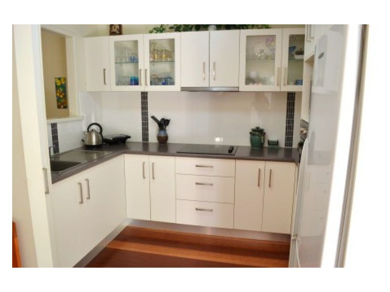 2/13 Fairmeadow Road, Nambour QLD 4560