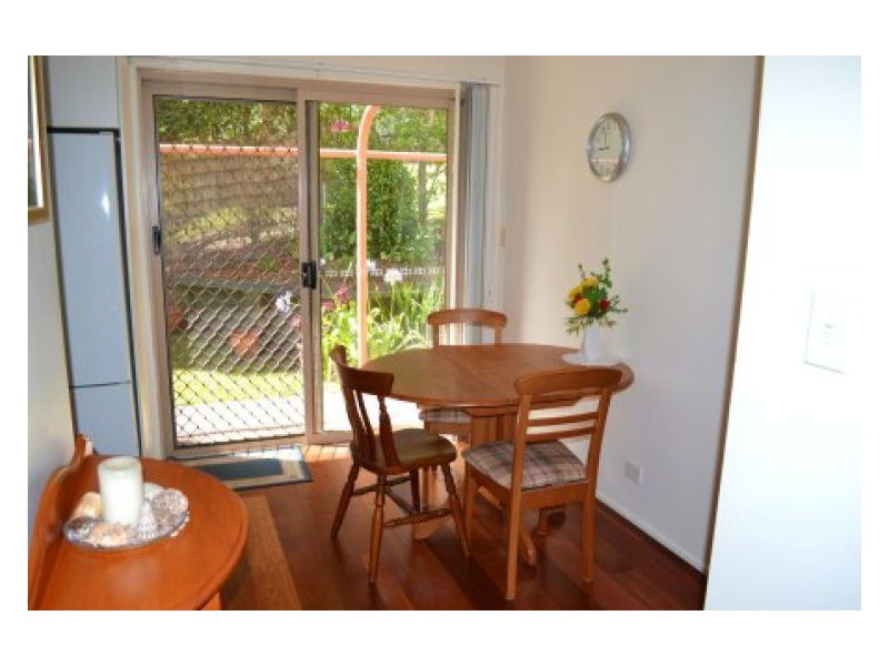 2/13 Fairmeadow Road, Nambour QLD 4560