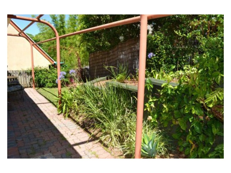 2/13 Fairmeadow Road, Nambour QLD 4560