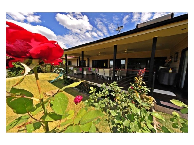 15 Upper Rosemount Road, Rosemount QLD 4560