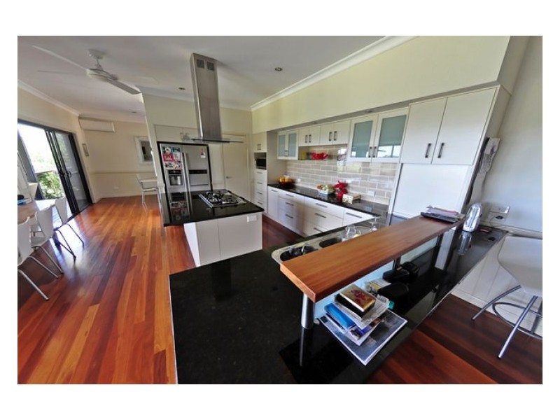 15 Upper Rosemount Road, Rosemount QLD 4560