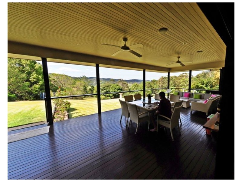15 Upper Rosemount Road, Rosemount QLD 4560
