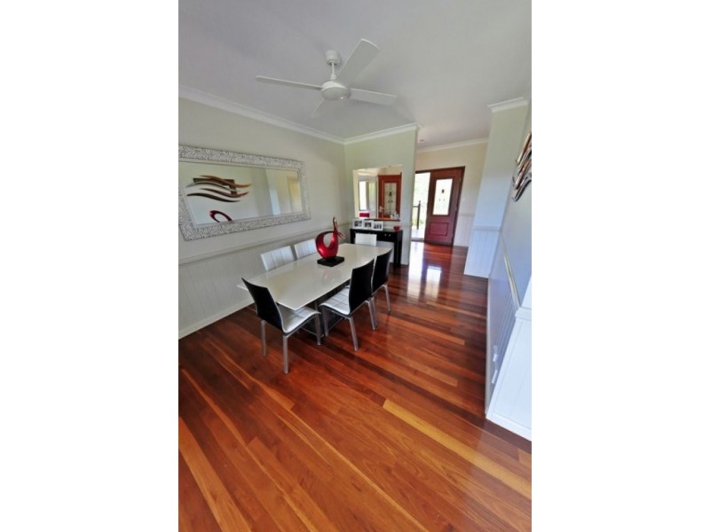 15 Upper Rosemount Road, Rosemount QLD 4560