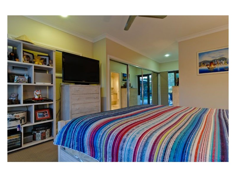 16 Chiltern Court, Coes Creek QLD 4560