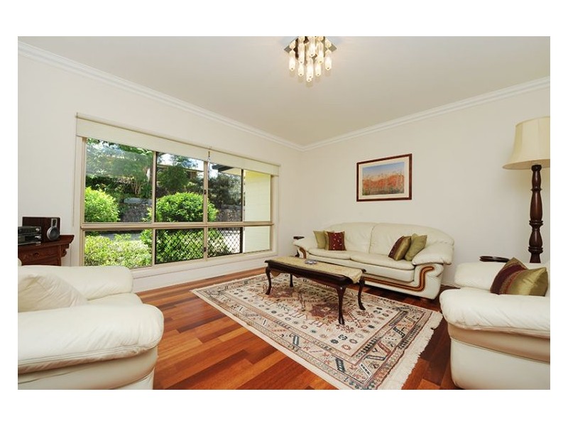 5 Paradise Place, Nambour QLD 4560