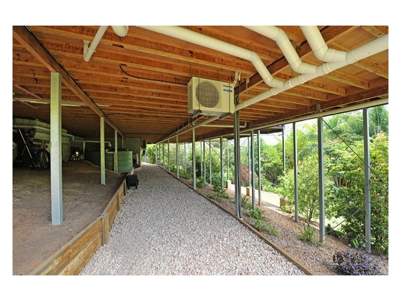 5 Paradise Place, Nambour QLD 4560