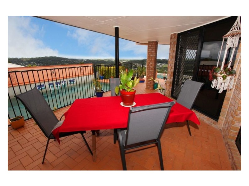 17 Albatross Avenue, Nambour QLD 4560