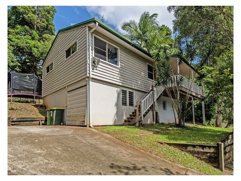 8 Bailey Street, Nambour QLD 4560