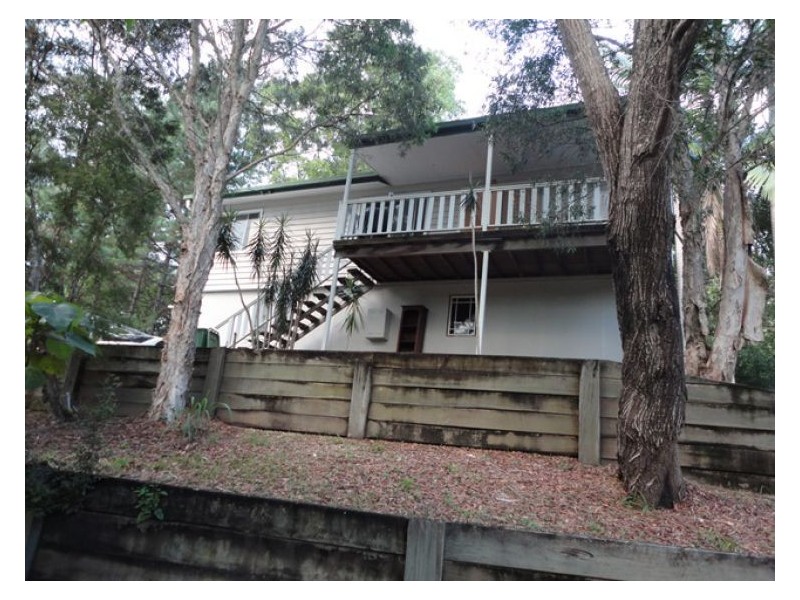 8 Bailey Street, Nambour QLD 4560