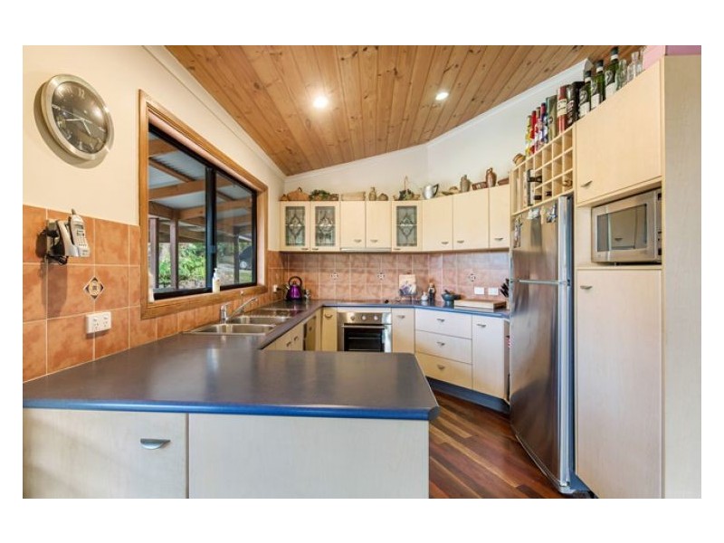 130 Sheahans Road, Yandina QLD 4561