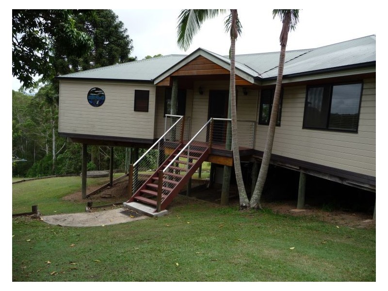 130 Sheahans Road, Yandina QLD 4561