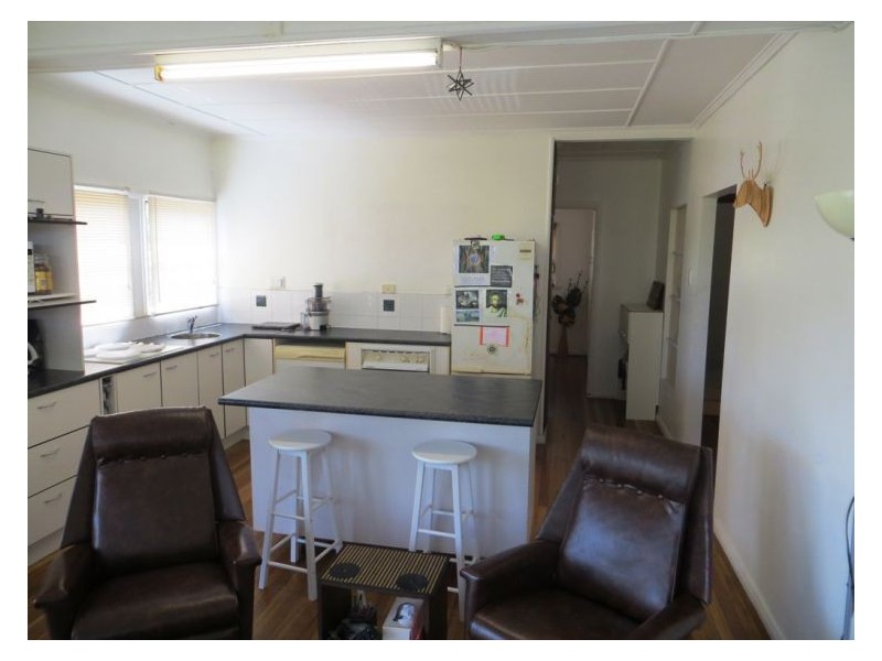 16 Mayfield Street, Nambour QLD 4560