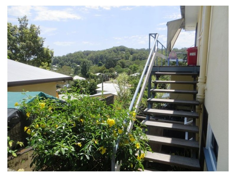 16 Mayfield Street, Nambour QLD 4560