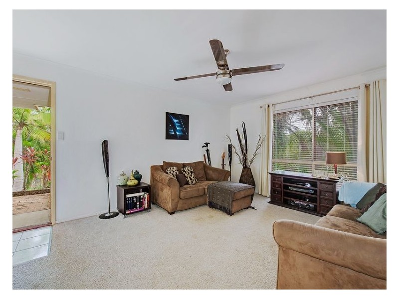 1 Mountain Breeze Court, Coes Creek QLD 4560