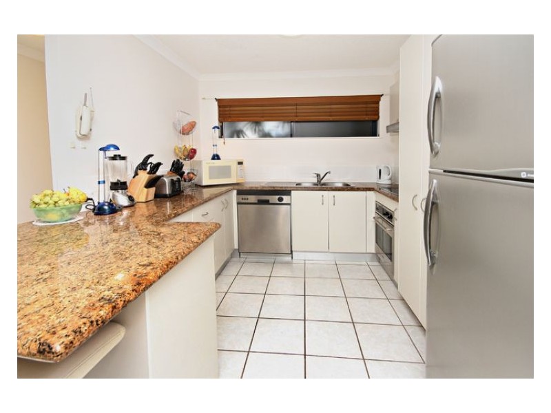 2/87-89 Duporth Avenue, Maroochydore QLD 4558