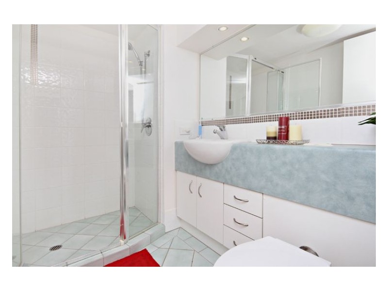 2/87-89 Duporth Avenue, Maroochydore QLD 4558