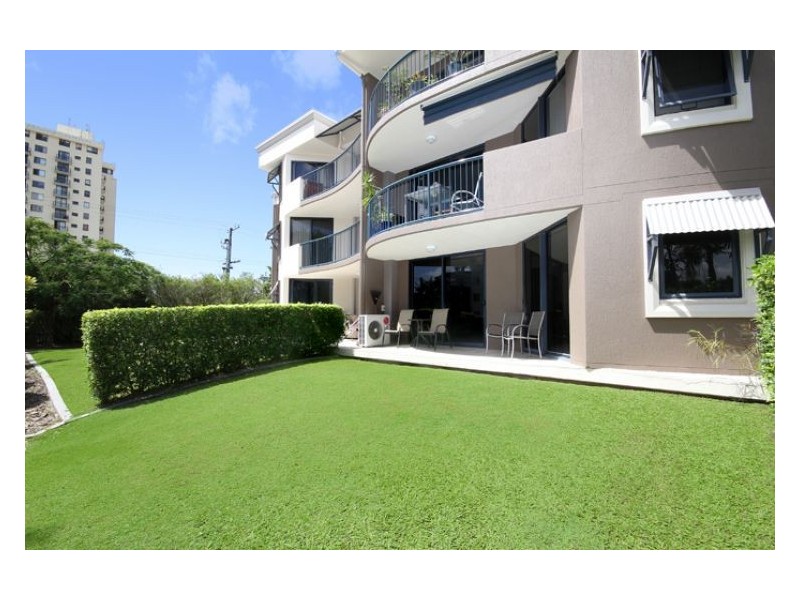 2/87-89 Duporth Avenue, Maroochydore QLD 4558