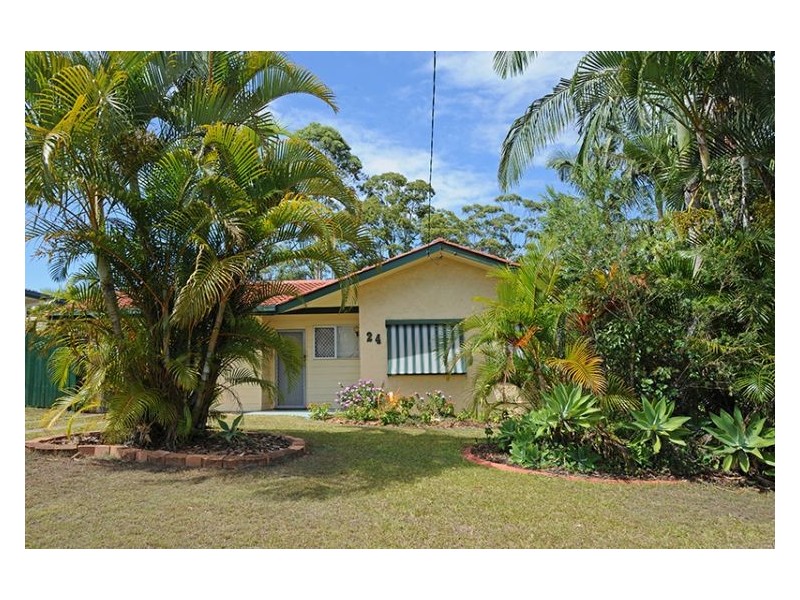 24 Murray Crescent, Nambour QLD 4560