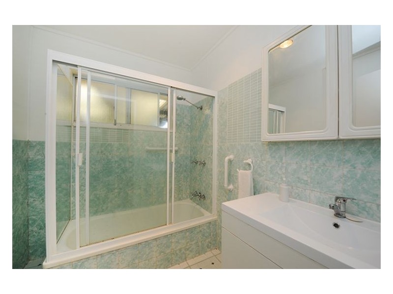 24 Murray Crescent, Nambour QLD 4560
