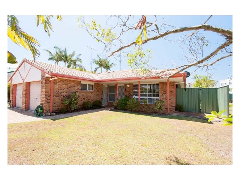 2/152 Broadwater Avenue, Maroochydore QLD 4558