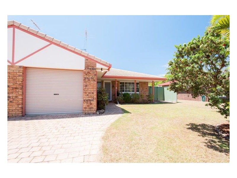2/152 Broadwater Avenue, Maroochydore QLD 4558