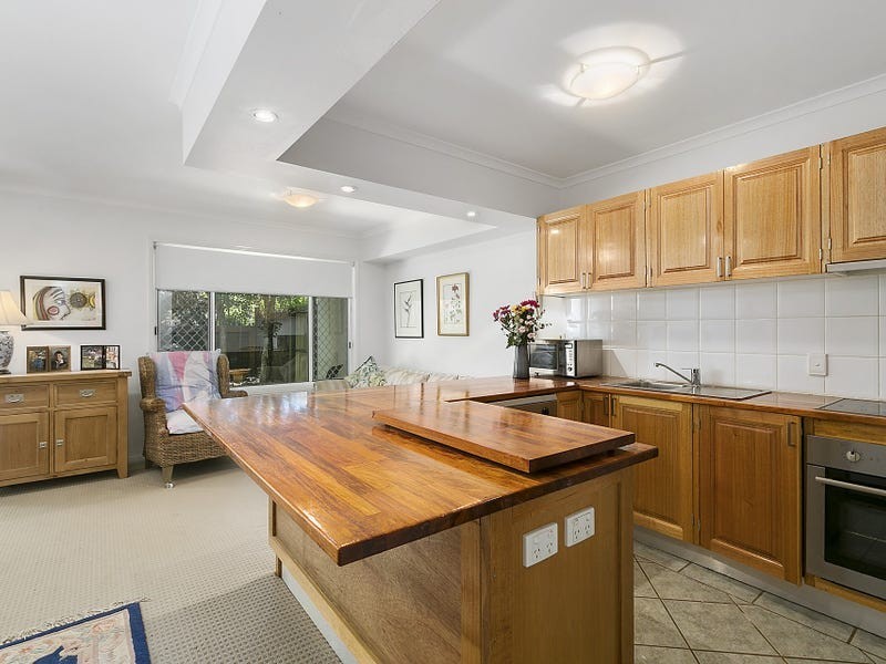 7/1 Beacon Court, Sunrise Beach QLD 4567