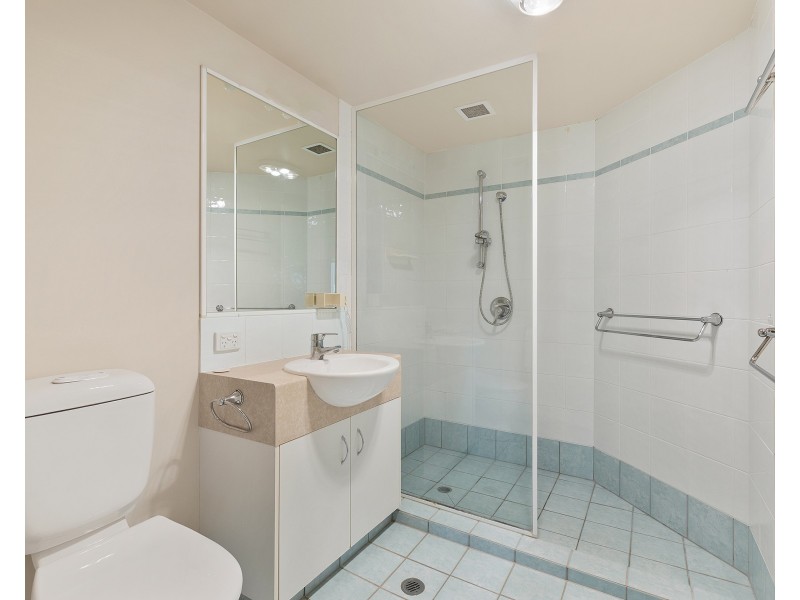 Unit 3/4 Serenity Close, Noosa Heads QLD 4567