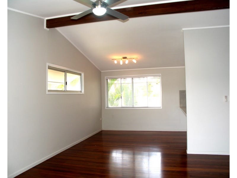 4 Brolga Lane, Noosa Heads QLD 4567